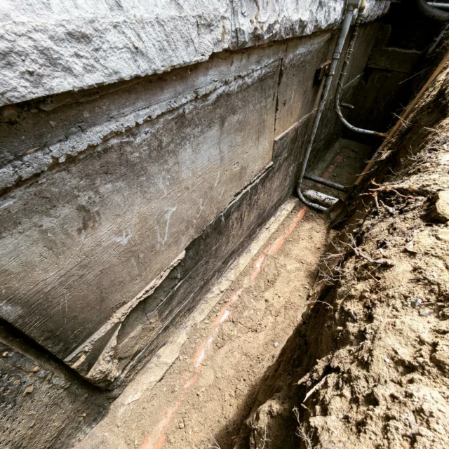 methodical, hand excavated basement waterproofing services in oakville since 1975! ⚒️🪨💧

#basementwaterproofing #basementfoundationrepair #oakvillefoundationrepair #oakvillebasementwaterproofing #foundationrepair #weepingtile #weepingtilerepairs #since1975